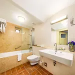 Hotel Bellevue Karlov