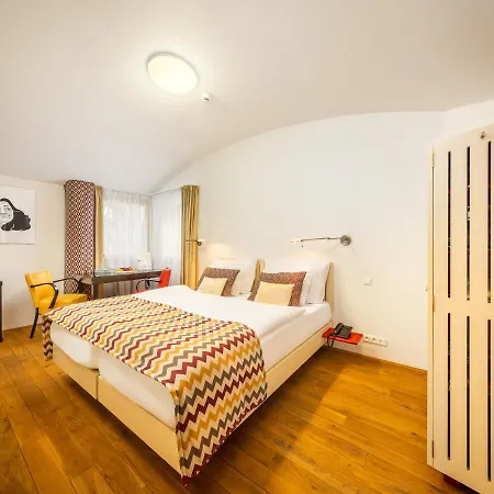 Hotel Bellevue Benesov 4*