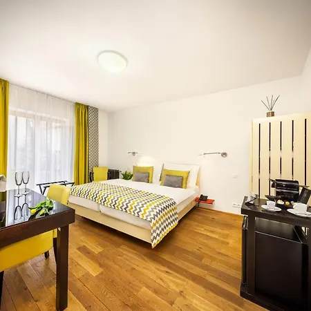 酒店 Bellevue 贝内绍夫