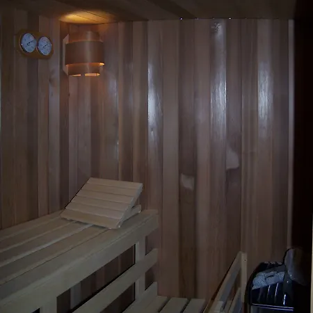 酒店 Bellevue 贝内绍夫