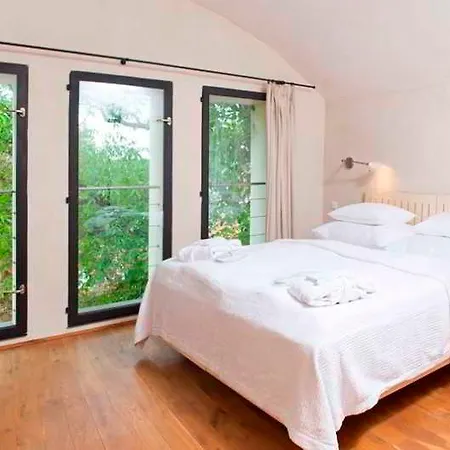 Bellevue Benesov 4*