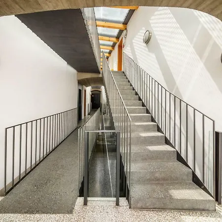 Hotell Bellevue Benesov (Central Bohemian)