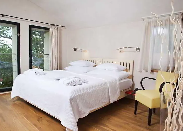 Hotel Bellevue Benesov (Central Bohemian)